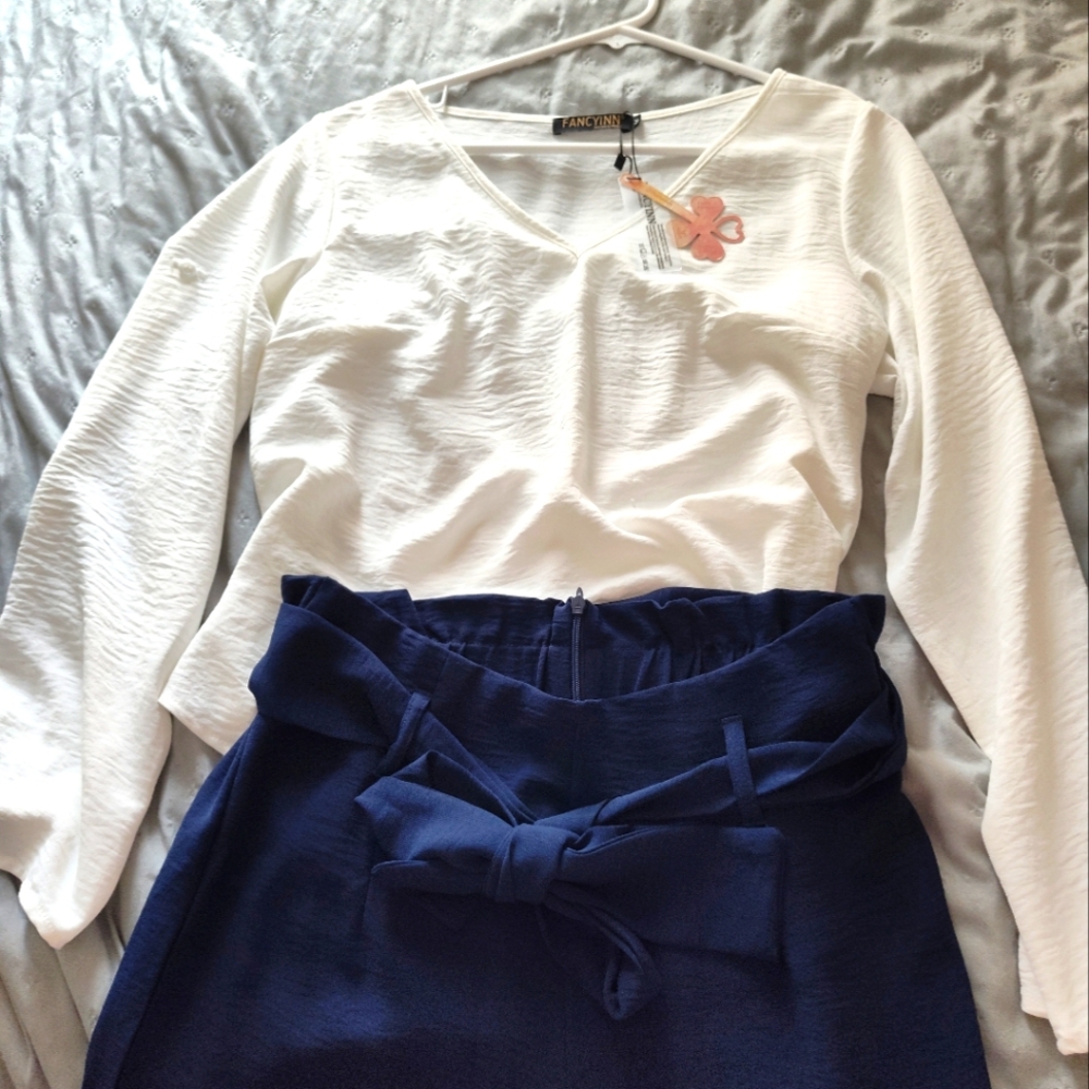 FANCYINN NWT, 2pc, sz M Contemporary Classy lightweight Outfit